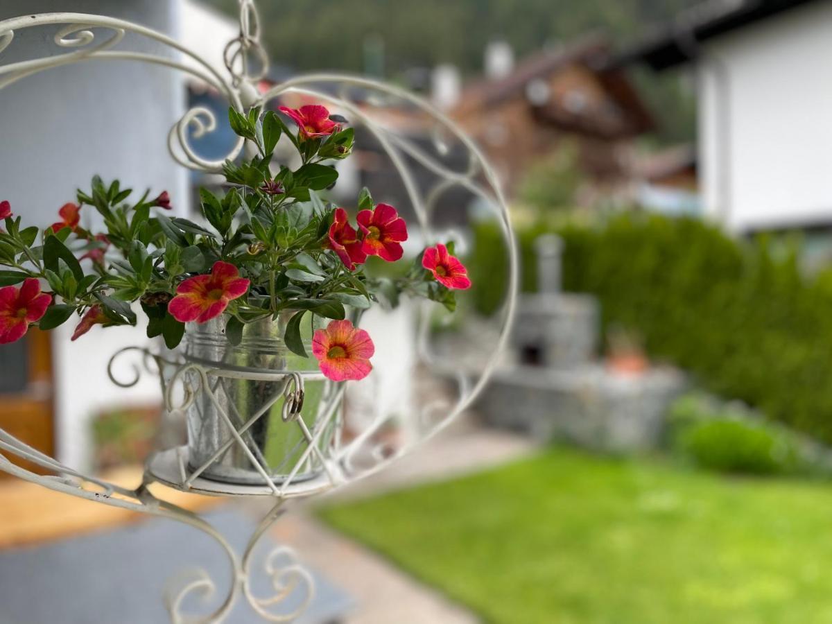 Appartement Haus Gosta Gaschurn Bagian luar foto